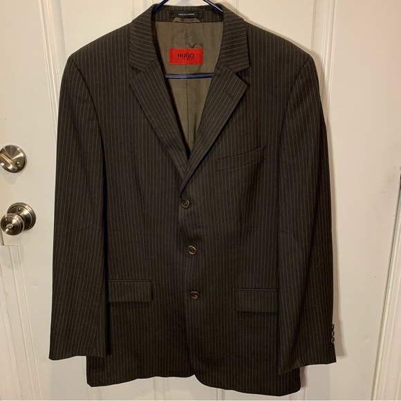 Hugo Boss 100% Virgin Wool 3 Button Pinstripe Business Sport Coat Blazer Jacket